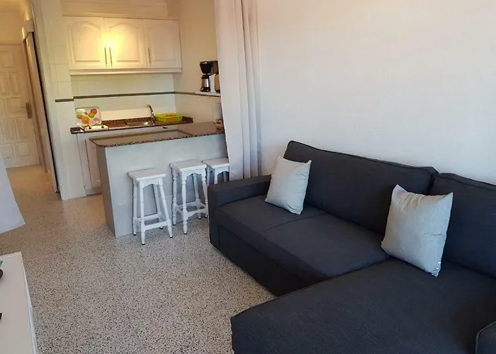 Apartmán 5 Min Walk From Yumbo 216