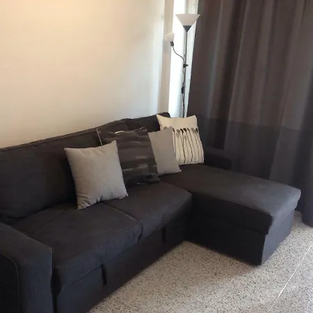 5 Min Walk From Yumbo 216 *