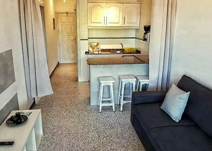 Апартаменти 5 Min Walk From Yumbo 216 Плайя-дель-Інглес