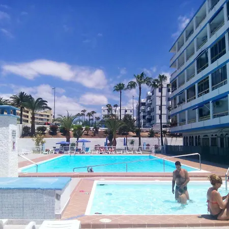 5 Min Walk From Yumbo 216 *