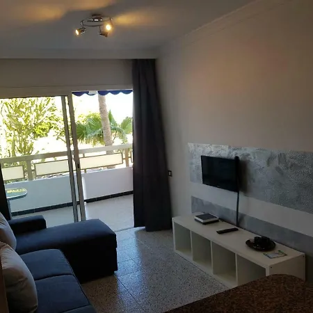 5 Min Walk From Yumbo 216 * 普拉亚戴尔雷安格莱斯