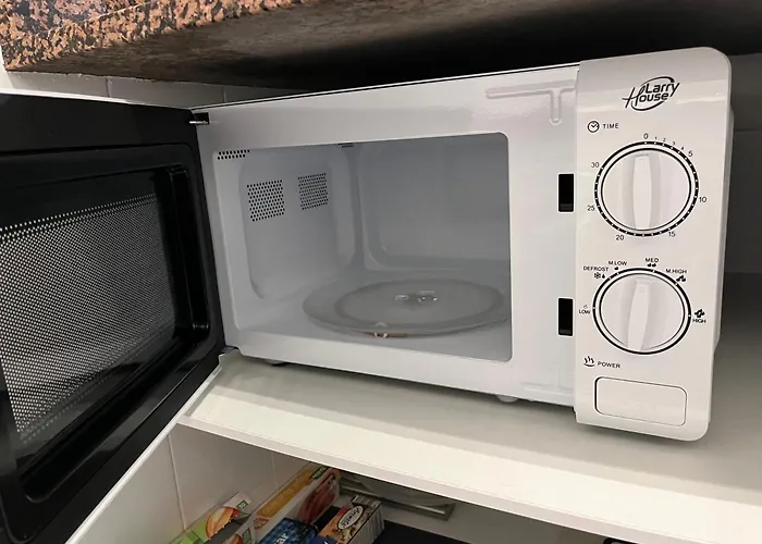 5 Min Walk From Yumbo 216