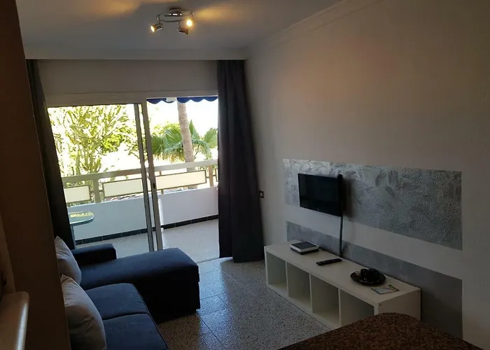 5 Min Walk From Yumbo 216 * Playa del Inglés