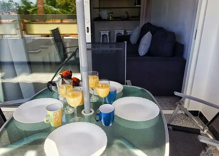 5 Min Walk From Yumbo 216