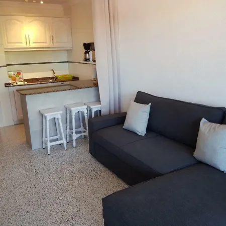 Apartmán 5 Min Walk From Yumbo 216