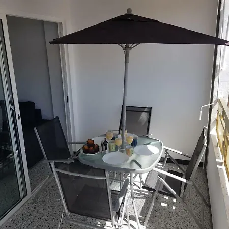 5 Min Walk From Yumbo 216 Appartement